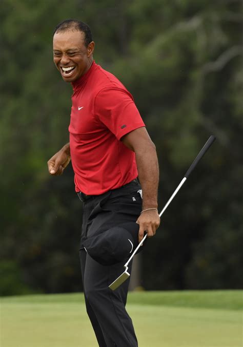 tiger woods makes masters